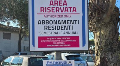 Cartellonistica_parcheggio_comunale_Punta_Sabbioni